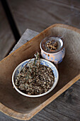 Incense mixture for cold feet