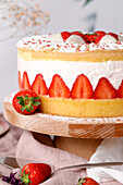 Strawberry crem cheese cake