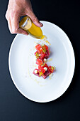 Tuna with watermelon and fennel flowers
