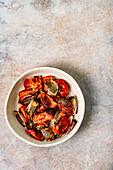 Geröstete Tomaten und Zwiebeln aus dem Air Fryer