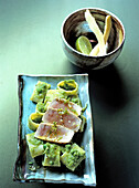 Paccheri mit Erbsen und Schwertfisch-Tataki
