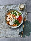 Lentil bowl with healthy fats