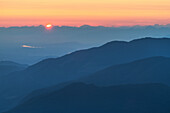 Sonnenuntergang vom Skyline Divide. Mount Baker Wilderness, Nordkaskaden, Bundesstaat Washington