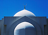 Detail des Daches einer kleinen Moschee in Dubai, Vereinigte Arabische Emirate.