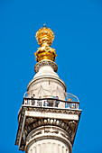 Aussichtsplattform am Denkmal für den Großen Brand von London, 202 Fuß hohe römische dorische Steinsäule, die die Stelle markiert, an der das Feuer ausbrach, London, Großbritannien