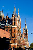 UK, England, London, st pancras station eurostar terminus