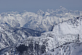 Schneebedeckte Selkirk Mountains; Selkirk Mountains, British Columbia, Kanada.