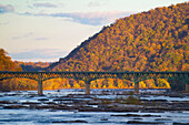 Brücke über den Potomac River bei Harpers Ferry; Harper's Ferry, West Virginia, Vereinigte Staaten von Amerika