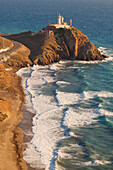 Naturpark Cabo De Gata-Nijar Der Leuchtturm und die Kommunikationsanlage auf der Landzunge; Cabo De Gata Provinz Almeria Spanien