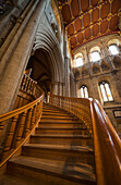 Gebogene Holztreppe in der Kathedrale von Ripon; Ripon Yorkshire England
