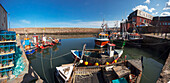 Boote beim Anlegen im Wasser; Dunbar Scottish Borders Schottland