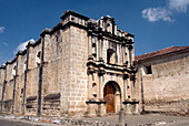 Guatemala, Antigua, die Ruine des Klosters Las Capuchinas