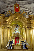 Guatemala, Antigua, Innenraum der Kirche Nuestra Senora de la Merced (Unsere Liebe Frau der Barmherzigkeit), der Hauptaltar
