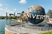 Der Globus und das Schild für die Universal Studios; Orlando Florida Vereinigte Staaten Von Amerika