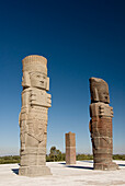 Statuen in der archäologischen Zone von Tula; Tula De Allende, Hidalgo, Mexiko
