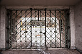 Deutschland, Buchenwald, Eingangstor zum Konzentrationslager Buchenwald