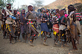 traditional dancing of the hamer tribe