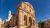 Blick auf die Kathedrale di San Nicola (Duomo) auf der Piazza Duomo in Sassari, Sassari, Sardinien, Italien, Mittelmeer, Europa