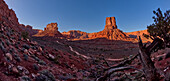 Valley of the Gods vom Nordhang der Rudolph und Santa genannten Felsformation aus gesehen, nordwestlich von Monument Valley und Mexican Hat, Utah, Vereinigte Staaten von Amerika, Nordamerika