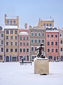 Schneebedeckte Syrenka, Warschauer Meerjungfrau, Altstadt Hauptmarkt, UNESCO Weltkulturerbe, Winter, Warschau, Woiwodschaft Masowien, Polen, Europa