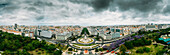 Drohnen-Panoramablick auf den Parque Eduardo XII und Marques the Pombal mit Blick nach Süden über die Avenida da Liberdade in Lissabon, Portugal, Europa