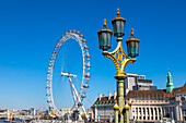 Westminster Bridge Laterne und London Eye, London, England, Vereinigtes Königreich, Europa