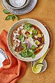 Spicy winter pho with black radish and leek (vegan)