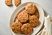 Oat cookies with chocolate chips