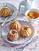 Honey mini-gingerbread bundt cakes with candied orange