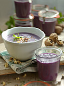 Red cabbage soup