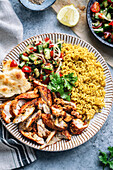 Tandoori-Hähnchen mit Gurkensalat und Safranreis (Heißluftfritteuse)