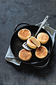 English Muffins - Toastbrötchen aus der Pfanne