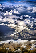 Blick von oben auf das Himalaya-Gebirge, Tibet