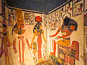 Reliefs und Malereien im Grab der Nefertari, der Großen Gemahlin des Pharao Ramses II., Tal der Königinnen, UNESCO-Welterbe, Theben, Ägypten, Nordafrika, Afrika