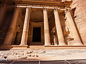 The Petra Treasury (Al-Khazneh), Petra Archaeological Park, UNESCO World Heritage Site, one of the New Seven Wonders of the World, Petra, Jordan, Middle East\n