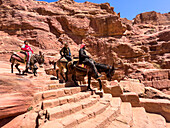 On the path to The Petra Monastery (Al Dayr), Petra Archaeological Park, UNESCO World Heritage Site, one of the New Seven Wonders of the World, Petra, Jordan, Middle East\n