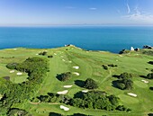 Frankreich, Seine Maritime, Etretat, Cote d'Abatre, der Golf (Luftaufnahme)