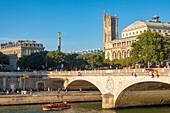 France, Paris, area listed as World Heritage by UNESCO, the Change Bridge\n