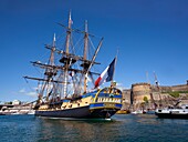 Frankreich, Finistère, Brest, L'HERMIONE, Freiheitsfregatte Frankreich Brest Internationales Maritimes Festival 2016