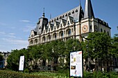 Frankreich, Eure et Loir, Chartres, Rue du General Koenig, das von 1923 bis 1928 erbaute Hotel des Postes wurde zur Mediathek