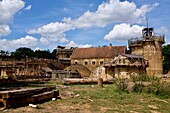 Frankreich, Yonne, Treigny, Guedelon, Bau des Schlosses nach einem Modell und mittelalterliche Prozesse