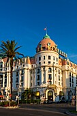 Frankreich, Alpes Maritimes, Nizza, von der UNESCO zum Weltkulturerbe erklärt, die Promenade des Anglais, Le Negresco