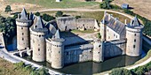 France, Morbihan, Sarzeau, Suscinio castle (aerial view)\n