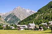 France, Hautes Alpes, Ecrins National Park, Champsaur Valley, Drac Valley of Champoléon, hamlet Les Borels and Aiguilles de Morges (2986m)\n