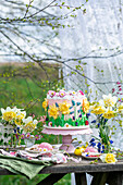 Daffodil buttercream cake for Easter