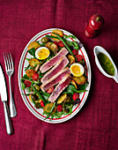 Salade Niçoise with fresh tuna