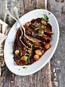 Beef cheeks with pearl onions