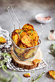 Homemade crisps with herbs