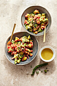 Pink cauliflower salad with avocado and thyme seeds