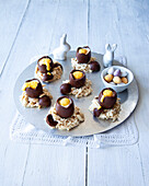 Easter almond sliver praline eggs